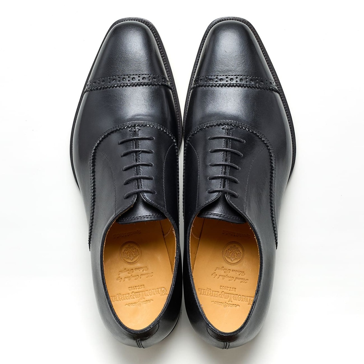 Punched Cap Oxford – No.U3025
