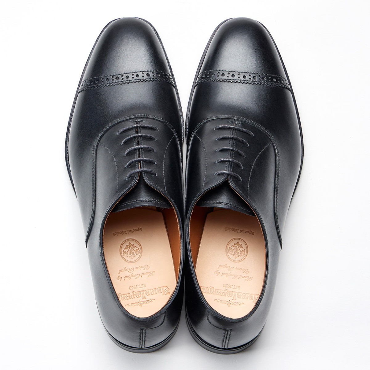 Punched Cap Oxford – No.U2602